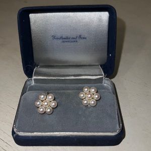 Vintage 14 Kt white gold & pearls screw back earrings Friedlander Sons
